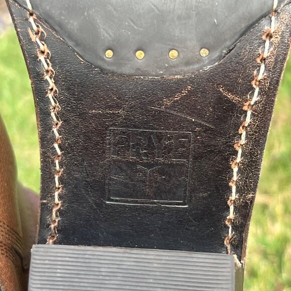 Frye Carmen Short Back Lace Brown Leather Ankle Boots Size 6.5 - Picture 7 of 7